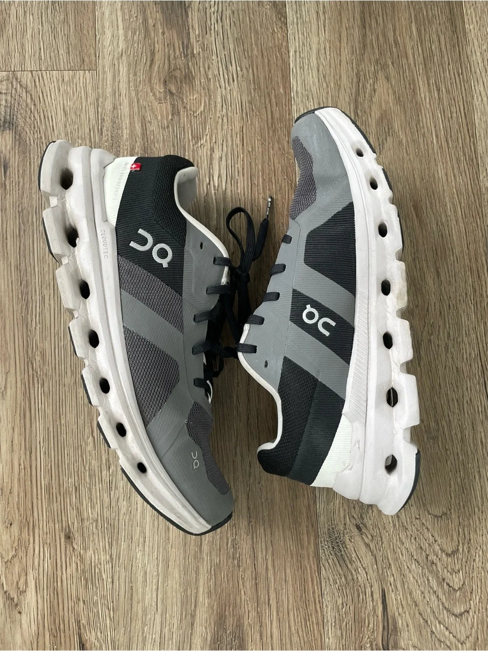Women Size 7.5 On Running Cloudrunner Eclipse Black Gray Running Shoes